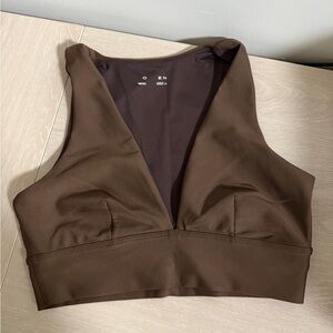 Aritzia sports bra top